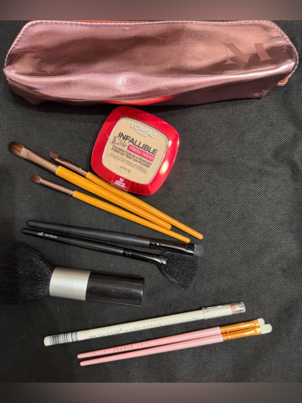 Miscellaneous cosmetic brushes Foundation Powder etc - New, never used
